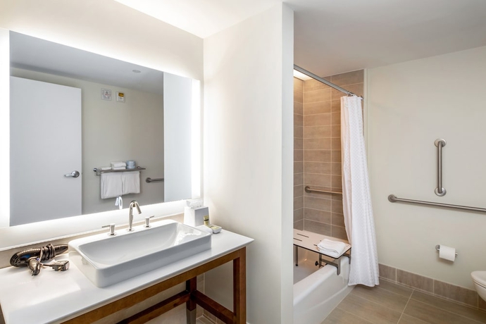 Imagen de la habitación del Hotel Element Bentonville. Foto 8