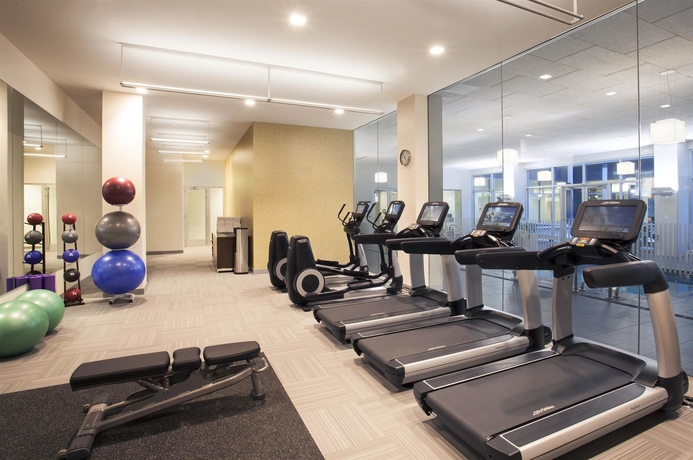 Imagen de los interiores del Hotel Element Boston Seaport District, A Marriott. Foto 15