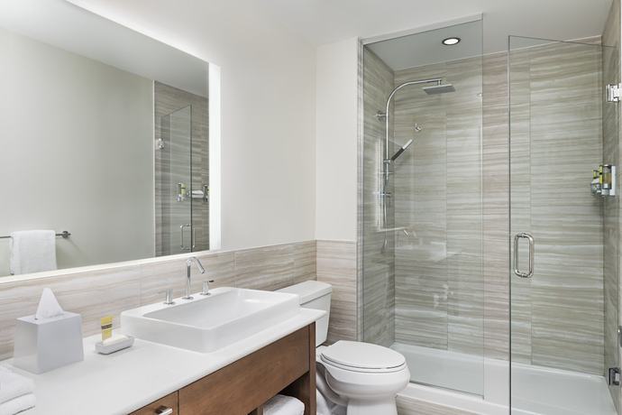 Imagen de la habitación del Hotel Element By Westin Calgary Airport. Foto 6