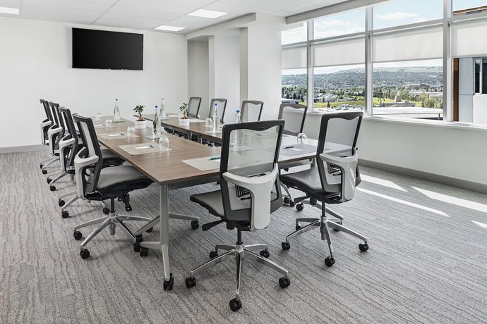 Imagen de los interiores del Hotel Element By Westin Calgary Airport. Foto 16