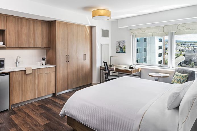 Imagen de la habitación del Hotel Element By Westin Calgary Airport. Foto 9
