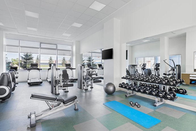 Imagen de los interiores del Hotel Element By Westin Calgary Airport. Foto 17