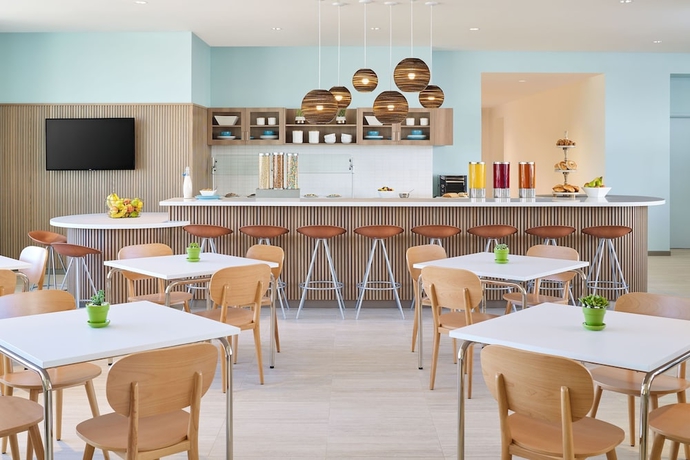 Imagen del bar/restaurante del Hotel Element By Westin Chandler Fashion Center. Foto 5