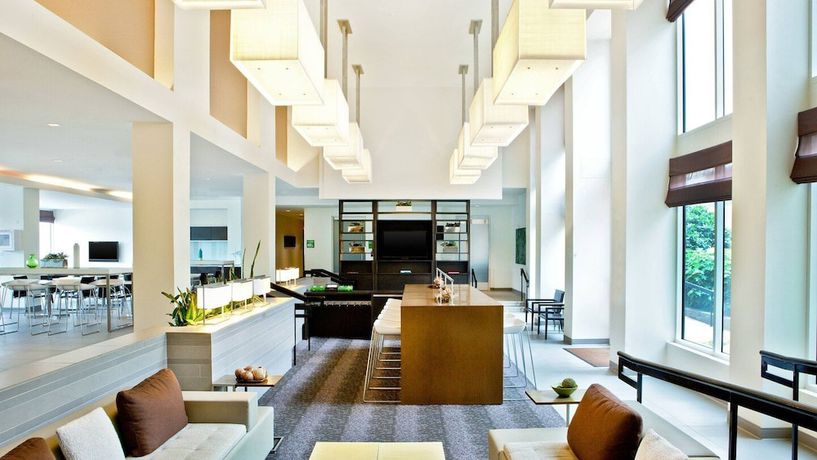 Imagen de los interiores del Hotel Element Chelmsford. Foto 9