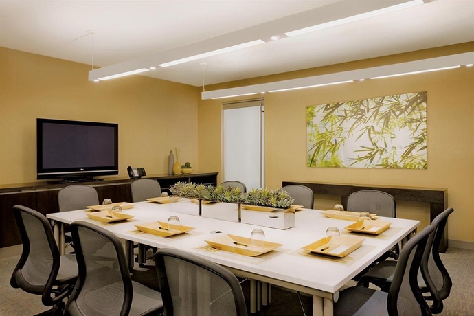 Imagen de los interiores del Hotel Element Miami International Airport. Foto 12