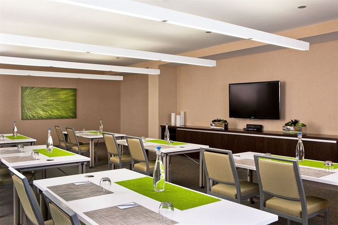 Imagen de los interiores del Hotel Element Miami International Airport. Foto 14