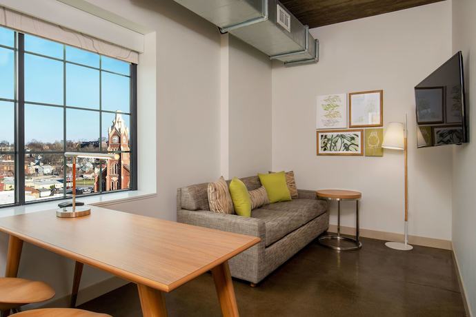 Imagen de la habitación del Hotel Element Moline. Foto 10