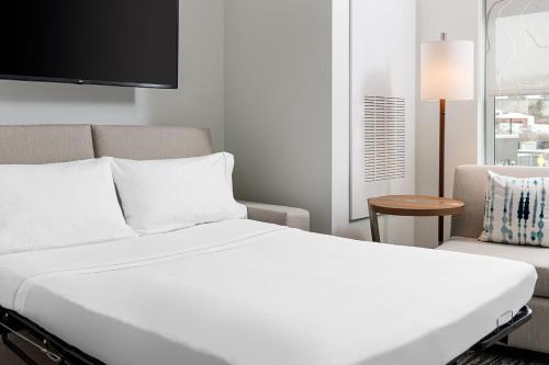 Imagen de la habitación del Hotel Element Nashville Vanderbilt West End. Foto 13