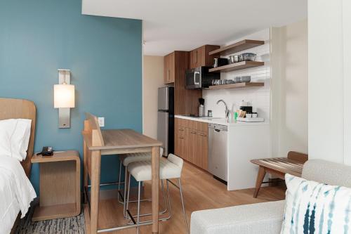 Imagen de la habitación del Hotel Element Nashville Vanderbilt West End. Foto 17