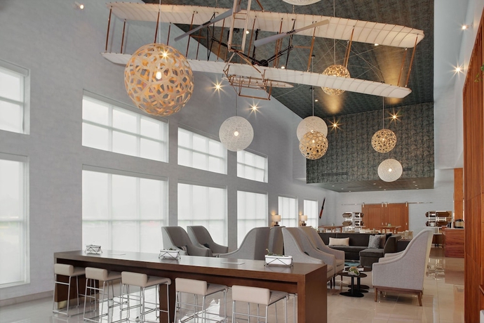 Imagen de los interiores del Hotel Element New York Wood Ridge. Foto 18