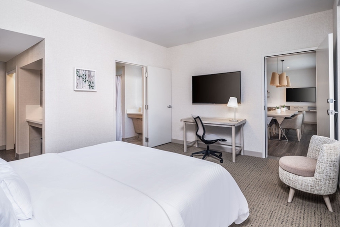 Imagen de la habitación del Hotel Element San Jose Airport. Foto 15
