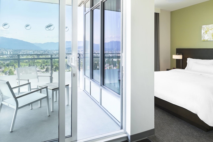 Imagen de la habitación del Hotel Element Vancouver Metrotown. Foto 11