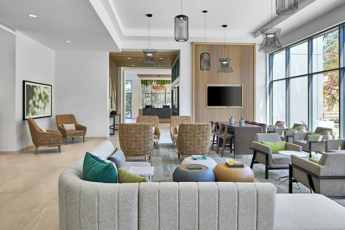 Imagen del bar/restaurante del Hotel Element by Marriott Atlanta Perimeter Center. Foto 3