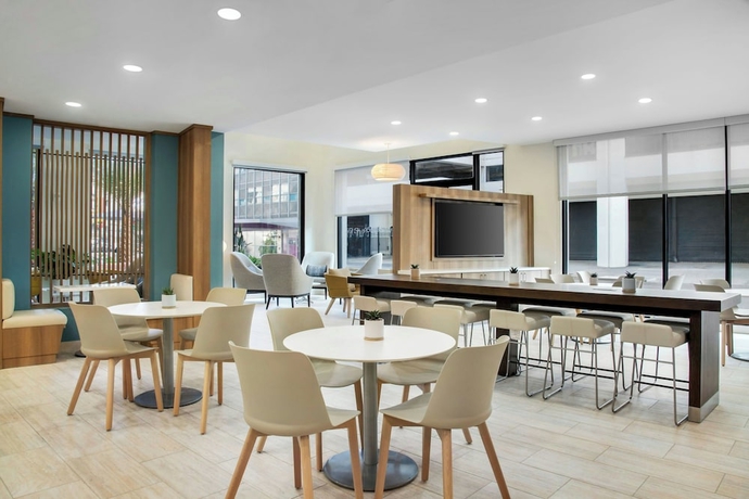 Imagen de los interiores del Hotel Element by Marriott New Orleans Downtown. Foto 15
