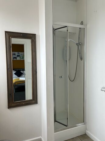Imagen de la habitación del Hotel Elemental Surf Lodge. Foto 7
