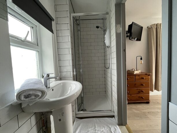 Imagen general del Hotel Elemental Surf Lodge. Foto 4