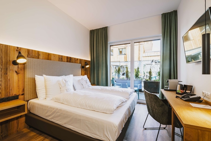 Imagen de la habitación del Hotel Elements Resort Zell am See, BW Signature Collection. Foto 9