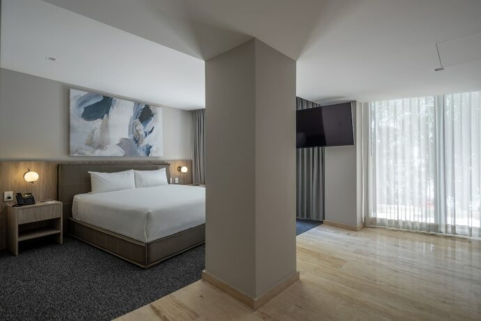 Imagen de la habitación del Hotel Elements by Marquis. Foto 15