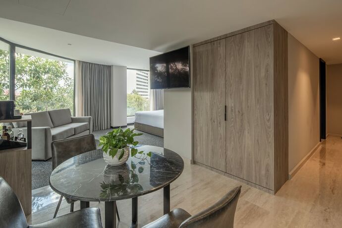 Imagen de la habitación del Hotel Elements by Marquis. Foto 19