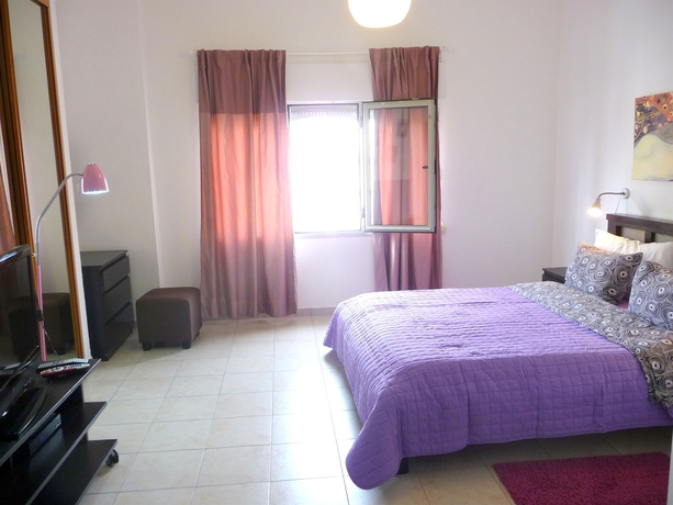 Imagen de la habitación del Hotel Elena Apartments, TEL AVIV. Foto 1