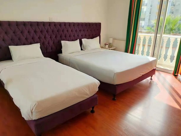 Imagen de la habitación del Hotel Elena Boutique Residence. Foto 5