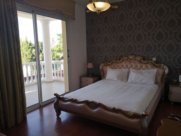 Imagen de la habitación del Hotel Elena Boutique Residence. Foto 6