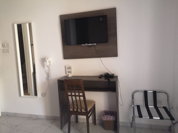 Imagen de la habitación del Hotel Elena Boutique Residence. Foto 9