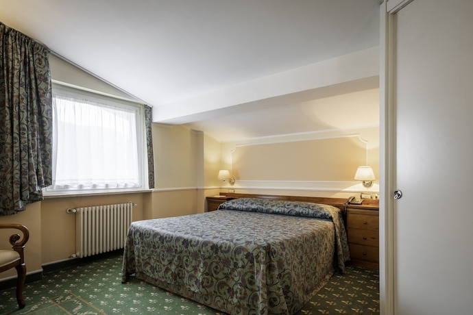 Imagen de la habitación del Hotel Elena, Cillian. Foto 4