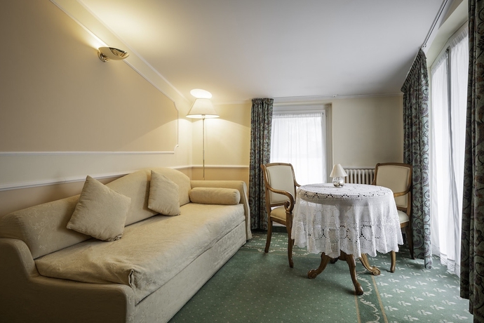 Imagen de la habitación del Hotel Elena, Cillian. Foto 5