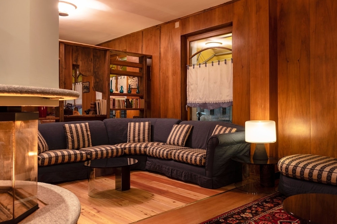 Imagen de los interiores del Hotel Elena, Cillian. Foto 15