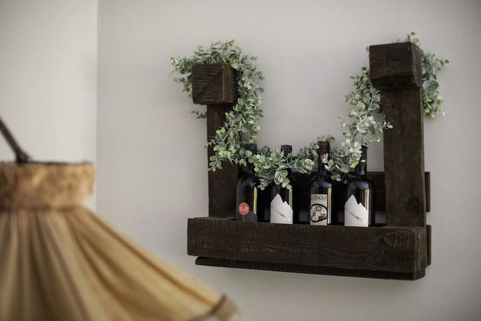 Imagen de los interiores del Hotel Elena, Cillian. Foto 16