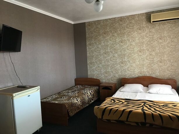 Imagen de la habitación del Hotel Elena Guest House. Foto 16