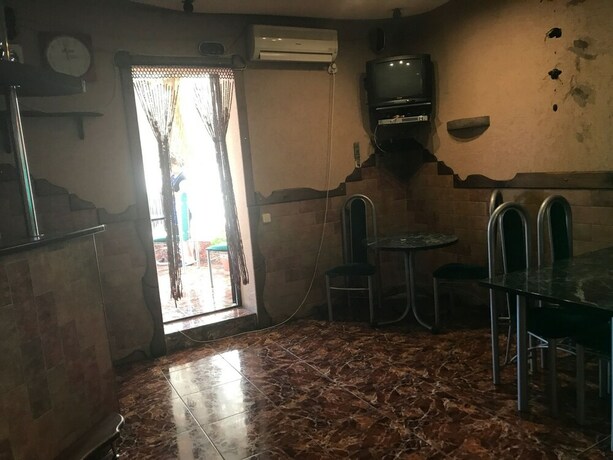 Imagen general del Hotel Elena Guest House. Foto 10