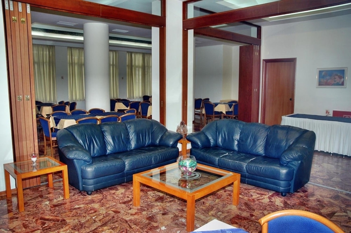 Imagen de la habitación del Hotel Elena, Lam&iacute;a. Foto 12