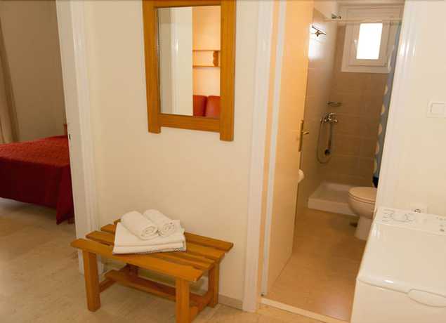 Imagen de la habitación del Hotel Elena, Leros. Foto 18