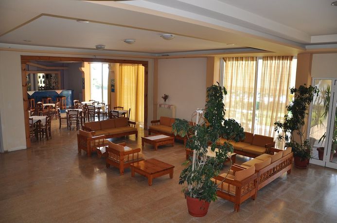 Imagen de los interiores del Hotel Elena, Lokroi. Foto 18