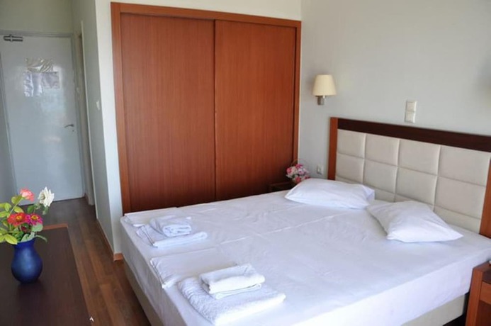 Imagen de la habitación del Hotel Elena, Lokroi. Foto 12