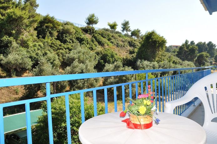 Imagen de la habitación del Hotel Elena, Lokroi. Foto 17