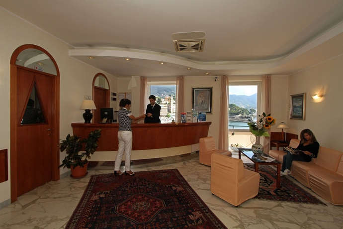 Imagen de los interiores del Hotel Elena, Recco. Foto 16