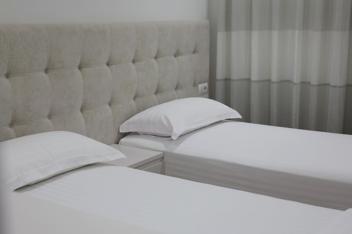 Imagen de la habitación del Hotel Elena, Sarande. Foto 2