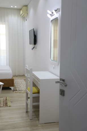 Imagen de la habitación del Hotel Elena, Sarande. Foto 6