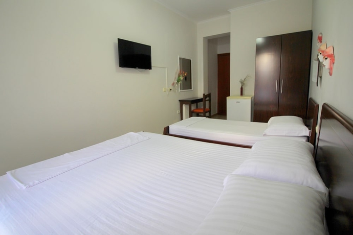 Imagen de la habitación del Hotel Elena, Sarande. Foto 9