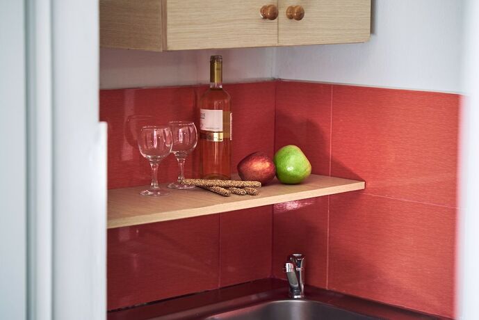 Imagen general del Hotel Elena Studios. Foto 10