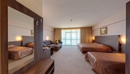 Imagen general del Hotel Elena and Wellness - All Inclusive. Foto 8