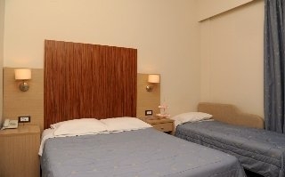 Imagen de la habitación del Hotel Elenas. Foto 10