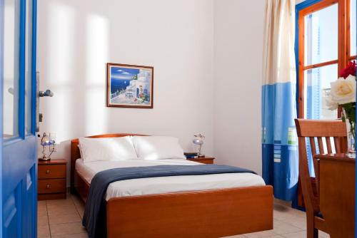 Imagen de la habitación del Hotel Eleni, Ad&aacute;mas. Foto 7