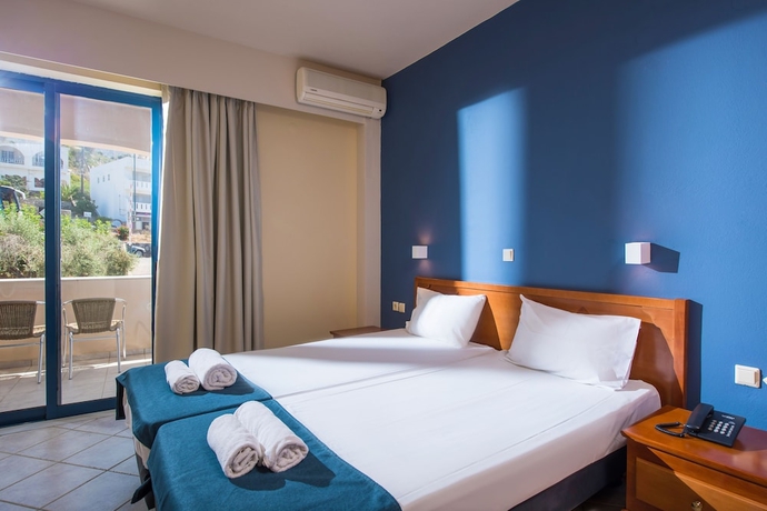 Imagen de la habitación del Hotel Eleni Beach. Foto 7