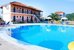 Imagen general del Hotel Eleni's Garden Studios. Foto 5