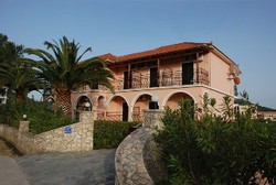 Imagen general del Hotel Eleni's Garden Studios. Foto 9