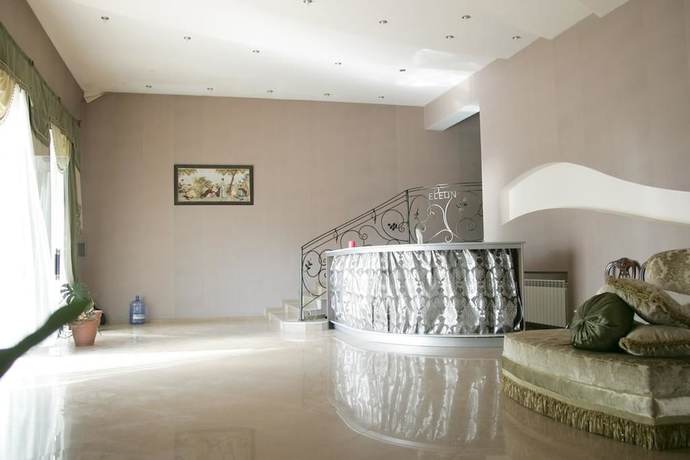 Imagen de los interiores del Hotel Eleon. Foto 19